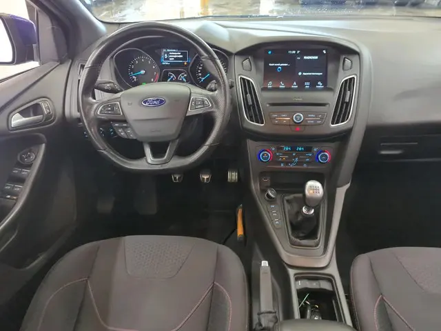 Ford Focus Wagon 1.0 ST-Line 2018 Benzine 5