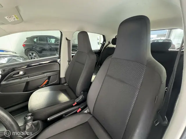 SEAT Mii 1.0 Sport Dynamic Navigatie, Airco 2015 Benzine 11