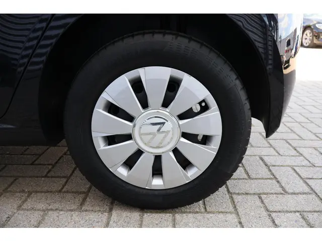 Volkswagen up! 1.0 2021 Benzine 17