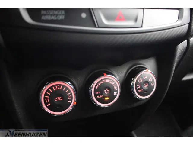 Mitsubishi ASX 1.6 Cleartec Bright 2016 Benzine 18
