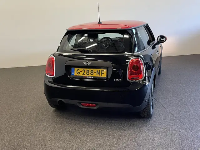 MINI One 1.2 Business 2016 Benzine 8