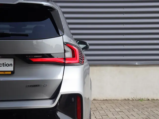 BMW iX1 eDrive20 2025 Elektrisch 37