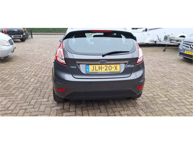 Ford Fiesta Titanium 2017 Benzine 6