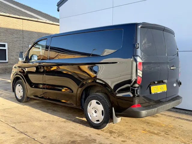 Ford Transit Custom 2