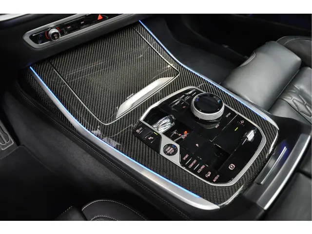 BMW X7 M60i xDrive 2022 Hybride Benzine 32