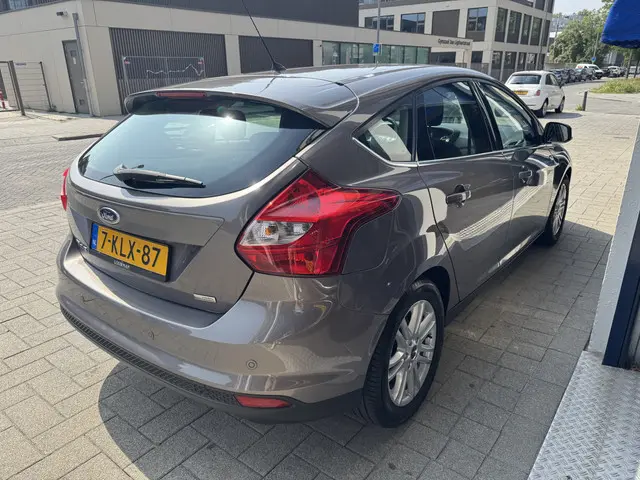 Ford Focus 1.0 EcoBoost Lease Titanium 2013 Benzine 6