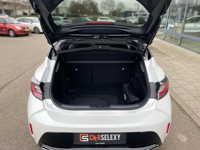 Toyota Corolla Hybrid 140 GR Sport 2022 Hybride Benzine 8