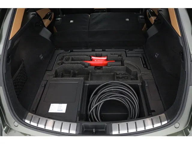 Lexus NX 450h+ AWD Executive Line 2022 Hybride Benzine 33