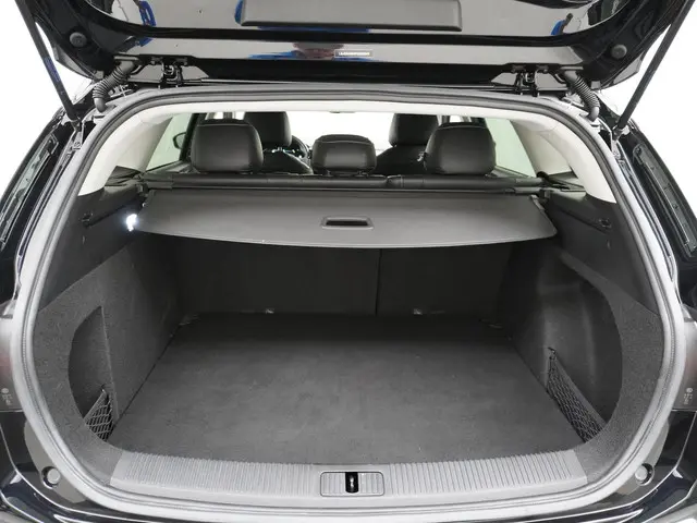 MG MG5 Electric Long Range Luxury 61 kWh 2023 Elektrisch 12