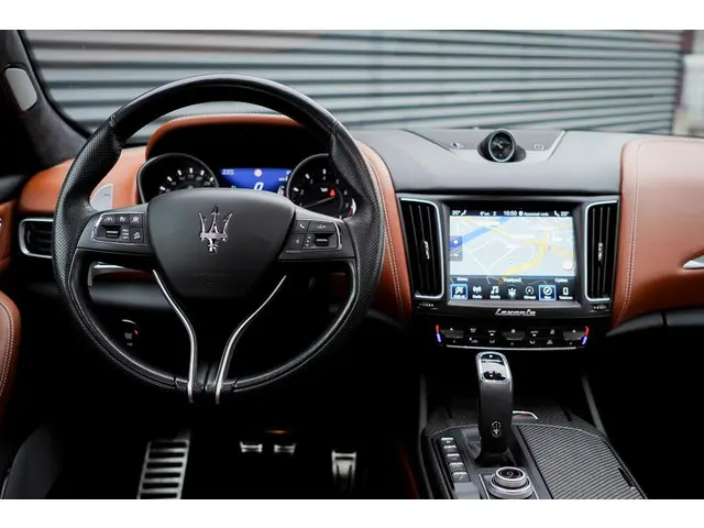 Maserati Levante 3.8 V8 Trofeo 2019 Benzine 27