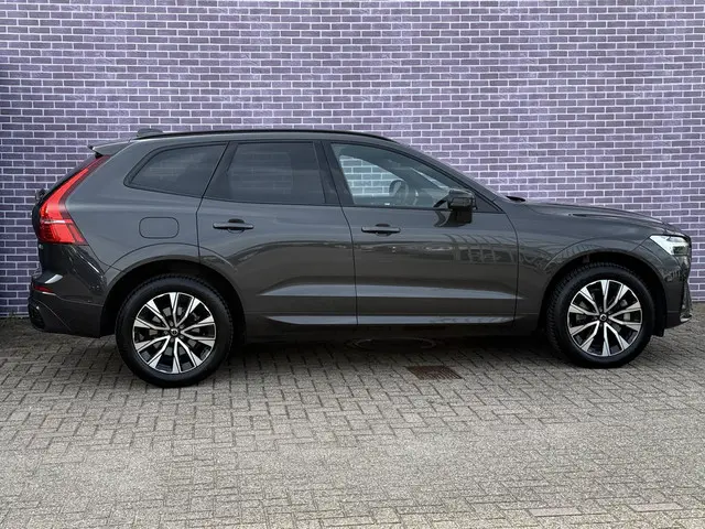 Volvo XC60 B4 D AWD Plus Dark 2023 Diesel 17