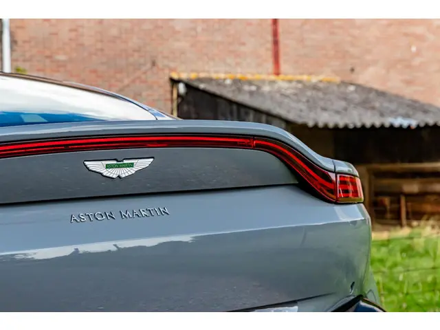 Aston Martin V8 Vantage 4.0 2018 Benzine 77