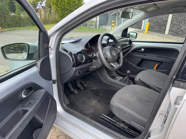 Volkswagen up! 1.0 move up! BlueMotion 2014 Benzine 3