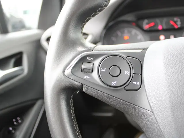 Opel Crossland X 1.2 Turbo Innovation 2018 Benzine 18