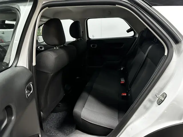 Citroën C4 Cactus 1.2 PureTech Business 2017 Benzine 6