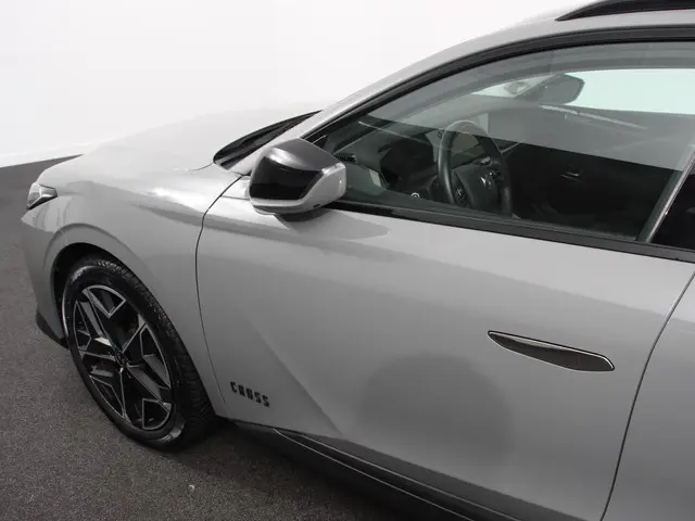 DS DS 4 1.2 PureTech Automaat Rivoli Cross 2023 Benzine 25