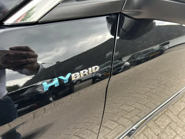 Peugeot 3008 1.6 HYbrid 225 GT 2023 Hybride Benzine 37