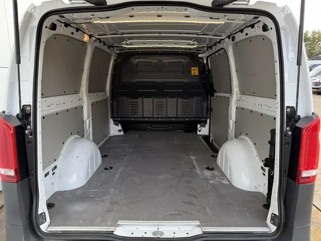Mercedes-Benz Vito 114 2.1 CDI 2019 Diesel 12
