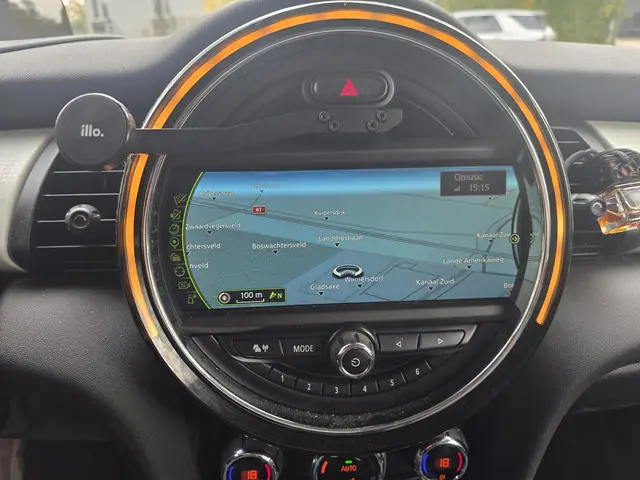 MINI Cooper S 2.0 Chili Serious Business 2014 Benzine 17