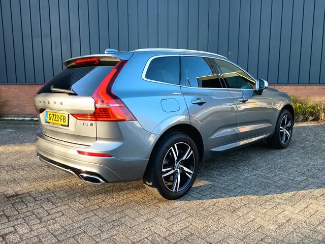 Volvo XC60 T5 AWD R-Design 2019 Benzine 5