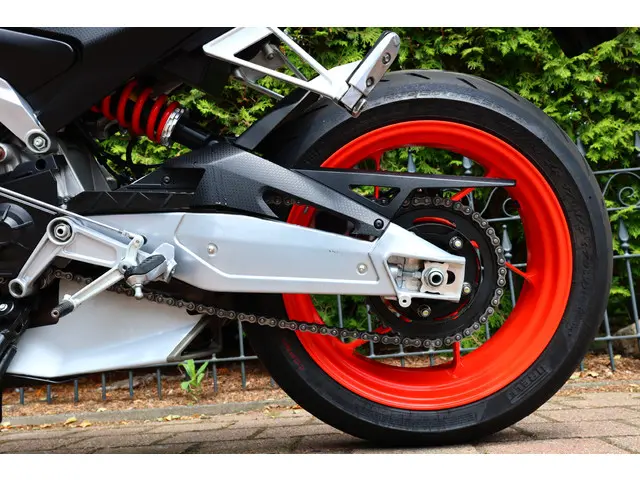 Aprilia Tuono 660 V2 ABS | Cruise control 2021 Benzine 21