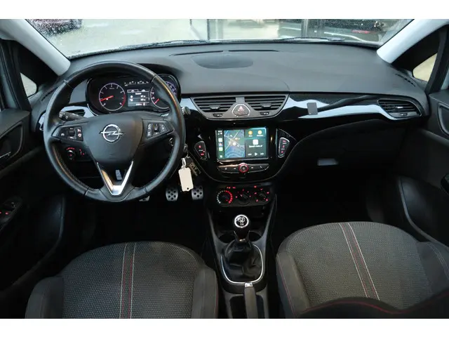 Opel Corsa 1.4 BLACK EDITION 2018 Benzine 12