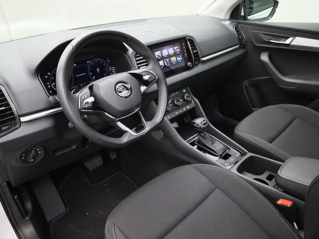 Škoda Karoq 1.5TSI/150PK Design DSG 2024 Benzine 16