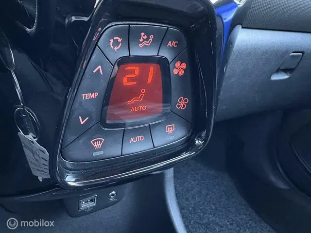 Peugeot 108 1.0 e-VTi Allure TOP! 2019 Benzine 10