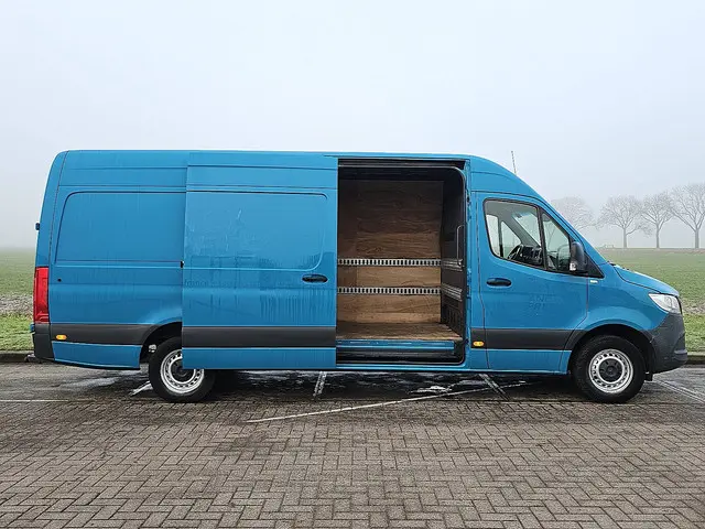 Mercedes-Benz Sprinter 315 2022 Diesel 13