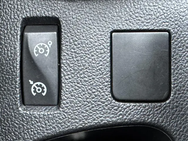 Renault Clio Estate 0.9 TCe Intens 2019 Benzine 38