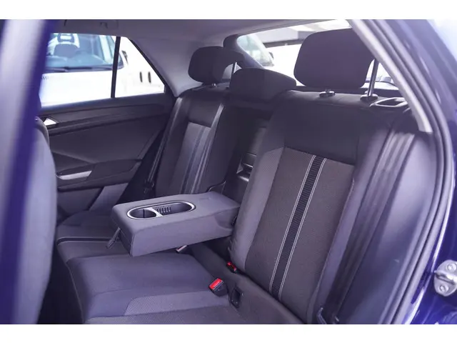 Volkswagen T-Roc 1.0 TSI Style 2018 Benzine 34