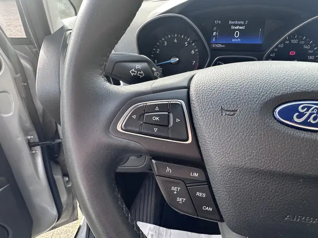 Ford C-MAX 1.5 Titanium 2017 Benzine 20