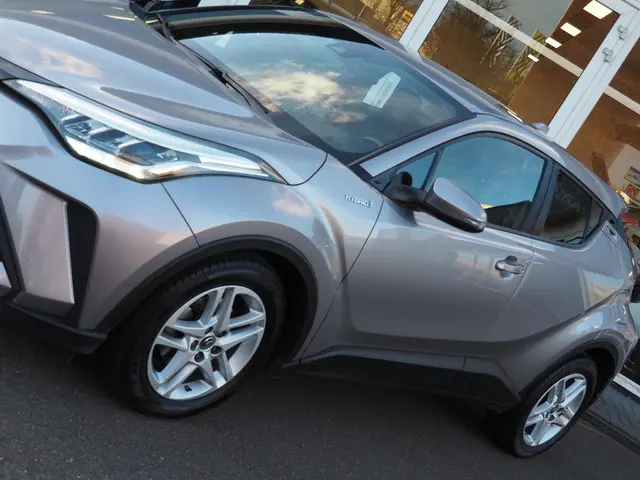 Toyota C-HR 1.8 Hybrid 2021 Hybride Benzine 5