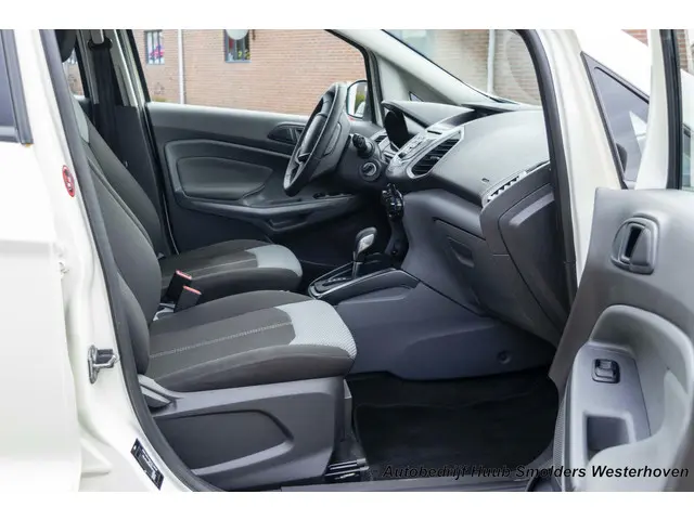 Ford EcoSport 3