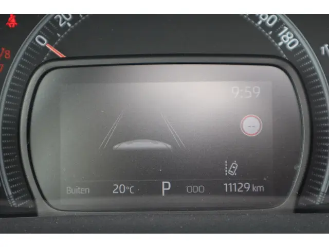 Toyota Aygo X 1.0 VVT-i AIR PLAY AUTOMAAT 2024 Benzine 25