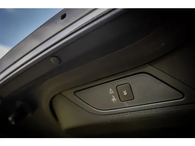 Citroën Grand C4 Picasso 1.6 THP Exclusive 2015 Benzine 27