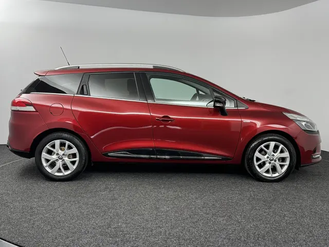 Renault Clio Estate TCe 90 Limited 2019 Benzine 18