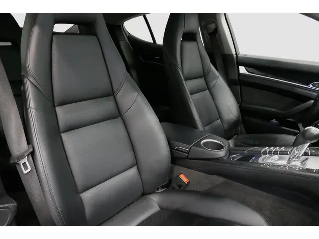 Porsche Panamera 3.0 S E-Hybrid 2016 Hybride Benzine 28