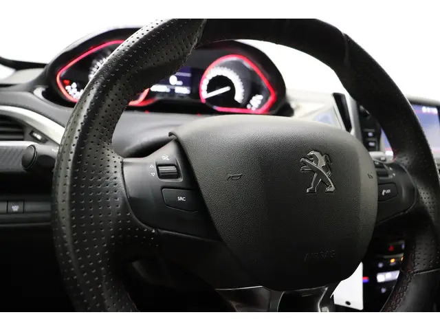 Peugeot 2008 1.2 PureTech GT-line 2018 Benzine 30