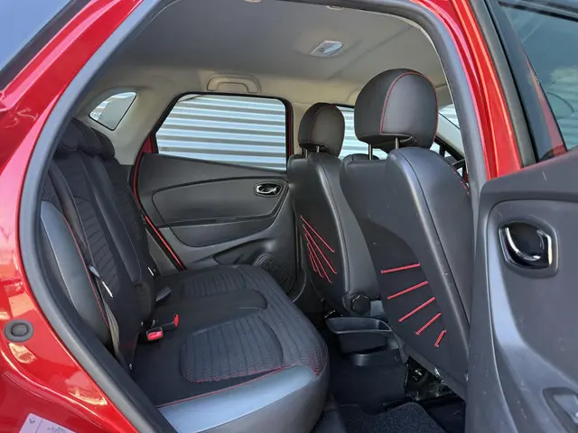 Renault Captur 1.2 TCe Xmod 2015 Benzine 12