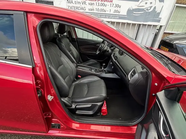 Mazda 3 2.0 SkyActiv-G 120 GT-M 2017 Benzine 13