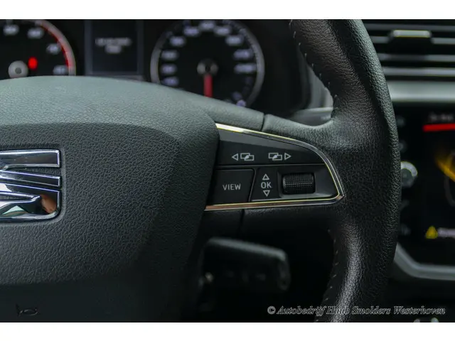 SEAT Ibiza 1.0 TSI Style Business Intense 2019 Benzine 25