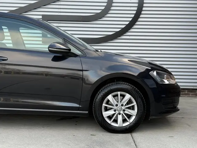 Volkswagen Golf 1.2 TSI Comfortline 2013 Benzine 12