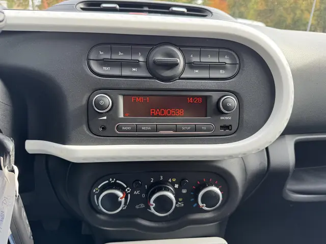 Renault Twingo 1.0 SCe Collection 2016 Benzine 12