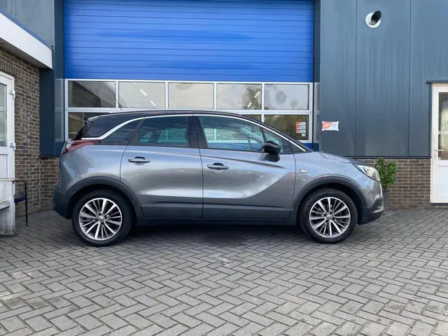 Opel Crossland X 1.2 Turbo Innovation 2018 Benzine 3
