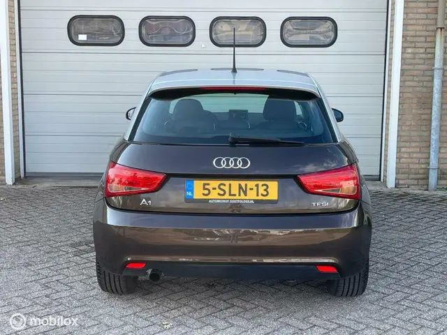 Audi A1 Sportback 1.2 TFSI Attraction 2012 Benzine 5