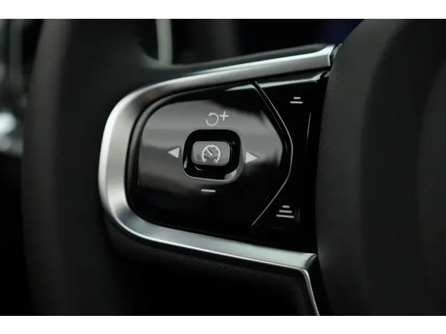 Volvo S60 T8 Polestar Engineered 2024 Hybride Benzine 8