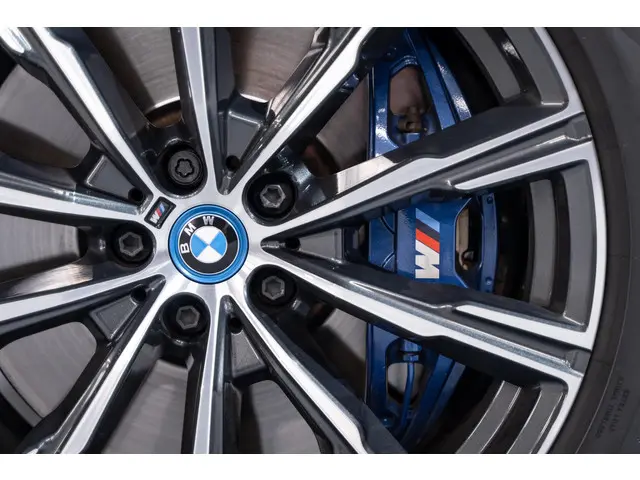 BMW X5 XDrive45e High Executive 2021 Hybride Benzine 48