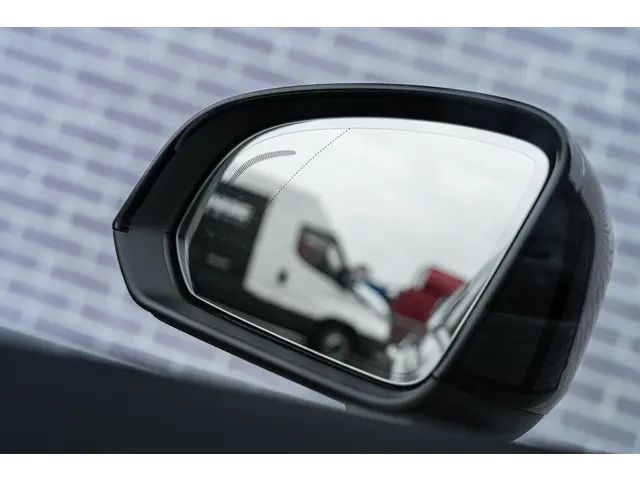 Volvo XC40 2.0 B4 Plus Dark 2024 Benzine 17