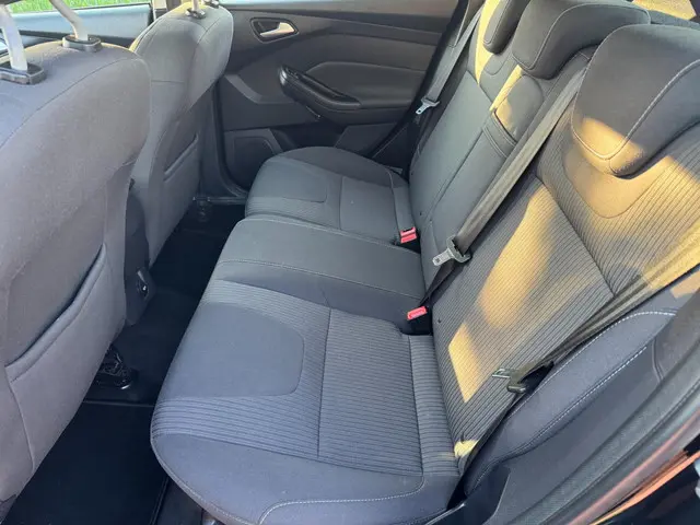 Ford Focus 1.0 EcoBoost Lease Titanium 2012 Benzine 11